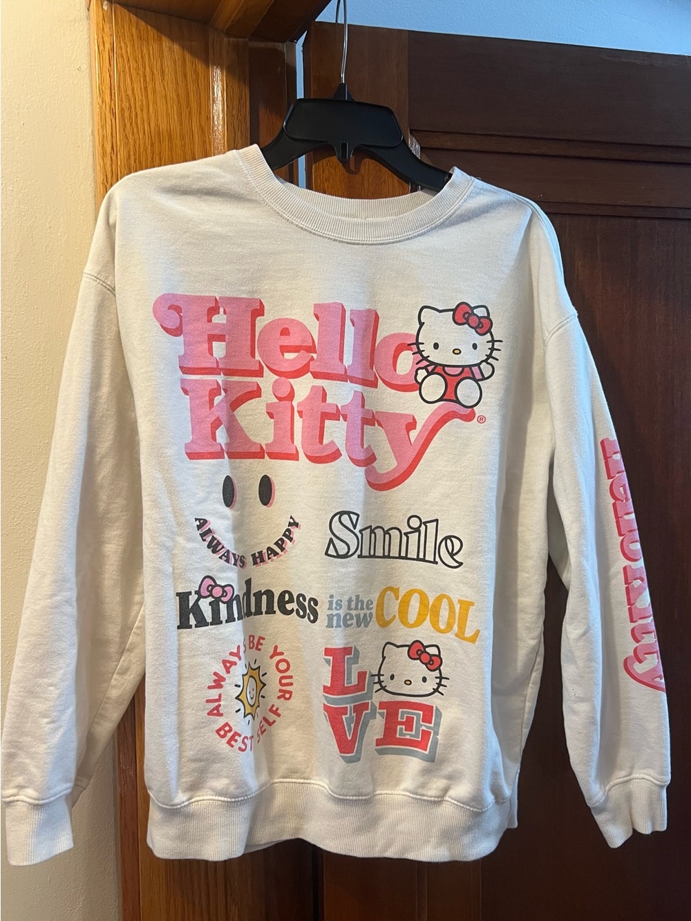 Sanrio Hello Kitty Graphic Sweatshirt Size Large